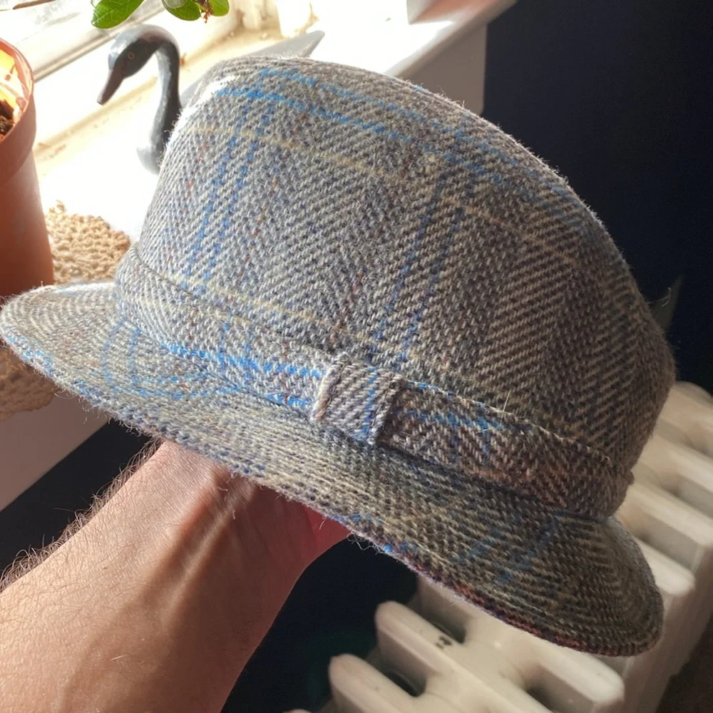 Fedora - Picture 3 of 7